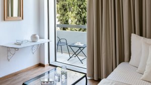 FAMILY GUESTROOM INLAND VIEW