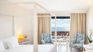 Bungalow 1st Row Sea View
