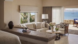Oceanfront Palmilla Room
