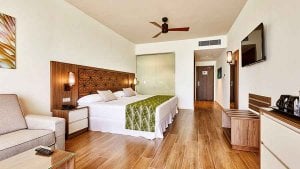 Double room with direct beach access