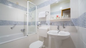 Superior dvojlôžková izba (balkón, morská strana)