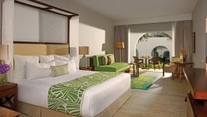 Deluxe Suite Tropical View