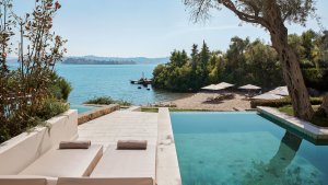 3-BEDROOM BEACHFRONT VILLA PRIVATE POOL