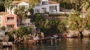 MAISONETTE ON THE ROCS PRIVATE POOL WATERFRONT
