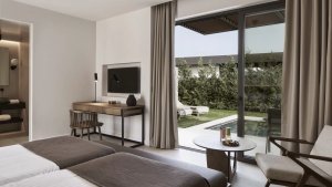 JUNIOR SUITE // PRIVATE POOL