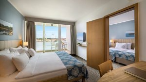 Suite for 4+1 Seaview