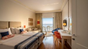 V Level Suite for 4+2 Spectacular seaview