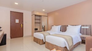 Deluxe Double or Twin Room