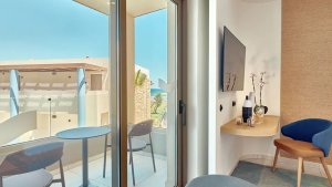 Deluxe Side Sea View