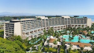 Crown Signature Suite