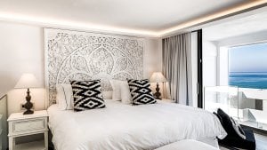 Abaton Collection Suite with Private Outdoor Jacuzzi