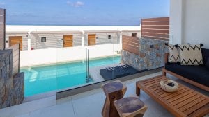 Luxury Guestroom with Sharing Pool