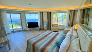 Panorama Room