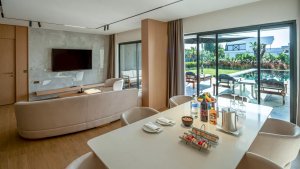 Executive Private Pool Suite