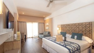 Junior Suite Partial Ocean View – Elite Club