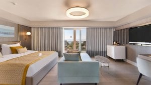 Premium Suite s bočným výhľadom na more