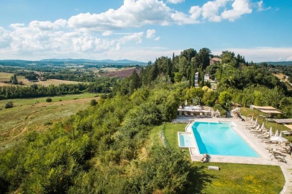 Borgo Laticastelli Country Relais