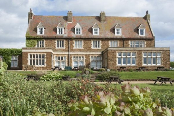 Golden Lion Hotel