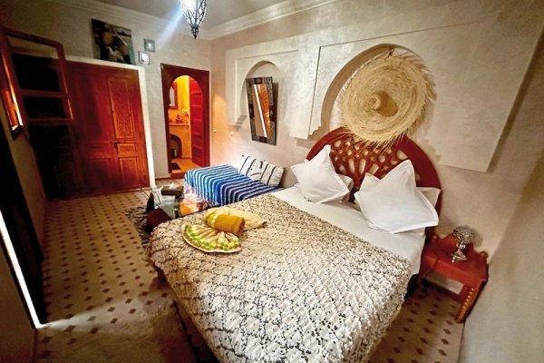 Riad Jenan Adam