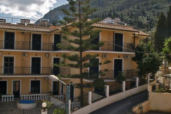 Elli-Marina Studios & Apartments