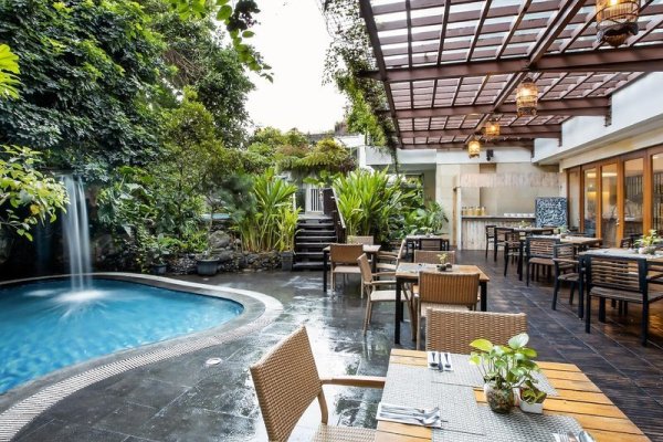 Jambuluwuk Malioboro Hotel Yogyakarta
