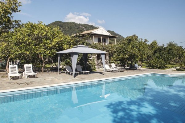 Orange Grove Villas & Suite