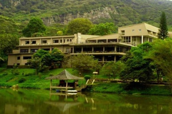 Hunas Falls Hotel