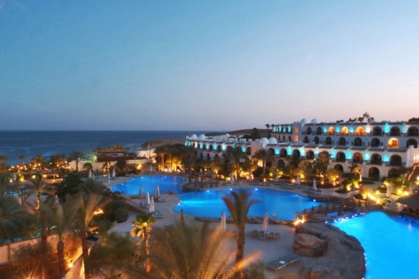 Royal Savoy Hotel & Villas