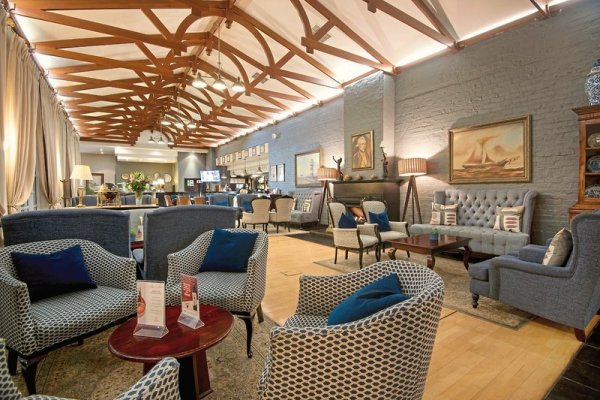 The Commodore Hotel