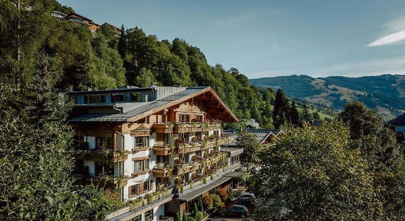 Familien & Gartenhotel Theresia