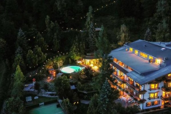 Familien & Gartenhotel Theresia