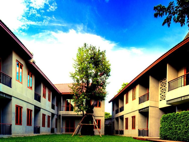 Chu Hotel