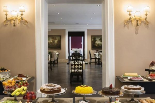 Ambasciatori Place Hotel