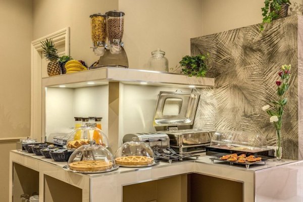 Charme Spagna Boutique Hotel
