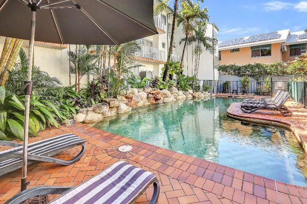 Coral Tree Inn