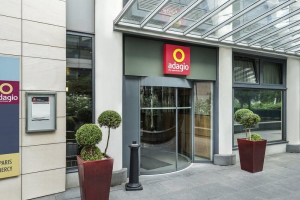 Aparthotel Adagio Paris Bercy Village