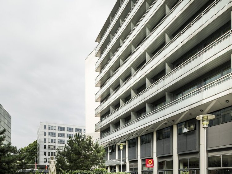 Aparthotel Adagio Paris Bercy Village