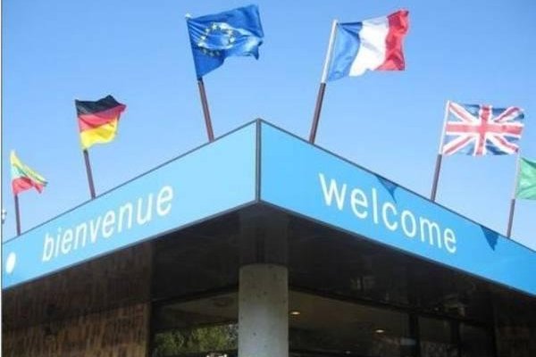 CIS De Champagne - Hostel