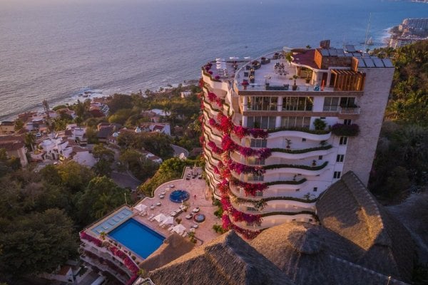 Grand Miramar All Luxury Suites & Residences
