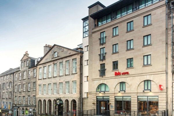 ibis Edinburgh Centre Royal Mile  Hunter Square