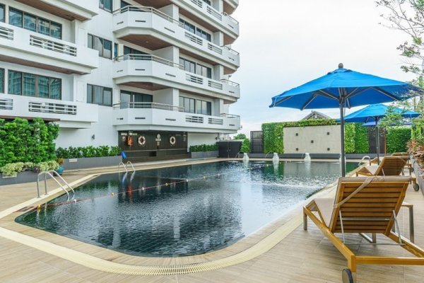 Centre Point Sukhumvit Soi 10