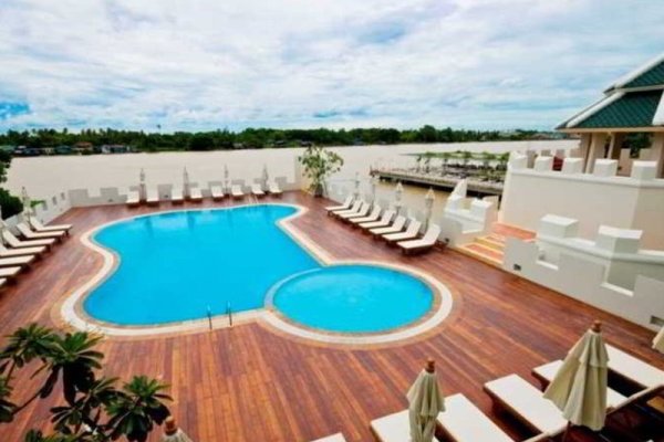 Buddy Oriental Riverside Pakkred