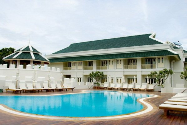 Buddy Oriental Riverside Pakkred