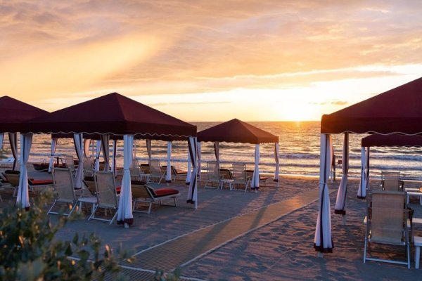 Cala Beach Resort