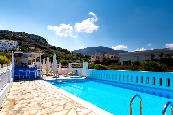 Okirroi Villas