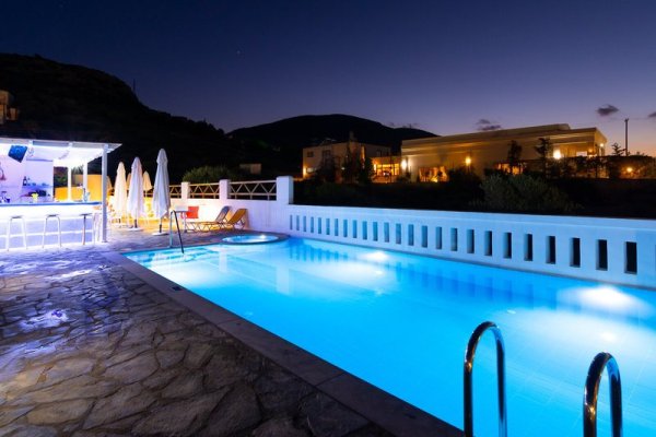 Okirroi Villas