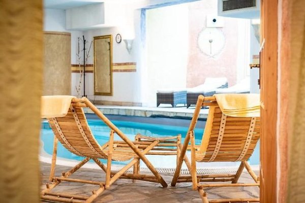 Alphotel Stocker