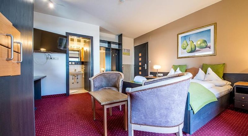 Alphotel Stocker