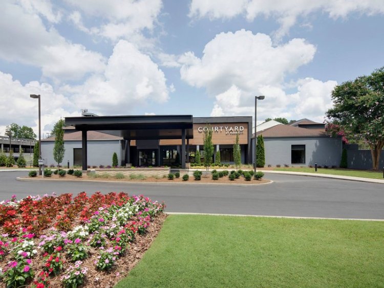 Courtyard by Marriott Atlanta Marietta Windy Hill