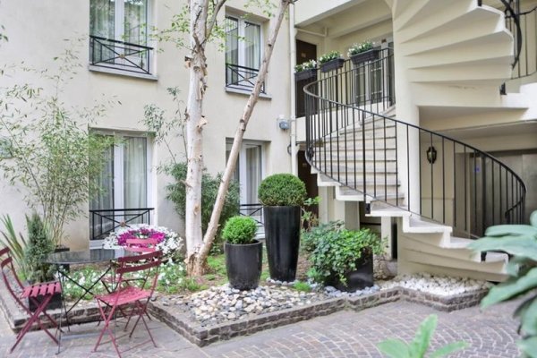 Le Patio Bastille